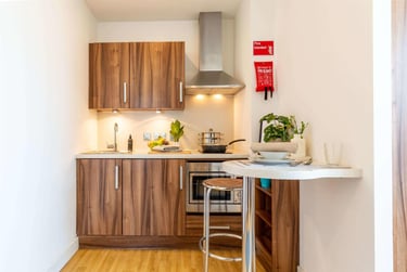 1 bed studio, 4 Dighton Street, Kingsdown, Bristol, BS28AU - Image 6